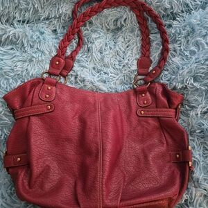 Elegant Leather Burgundy Shoulder Bag